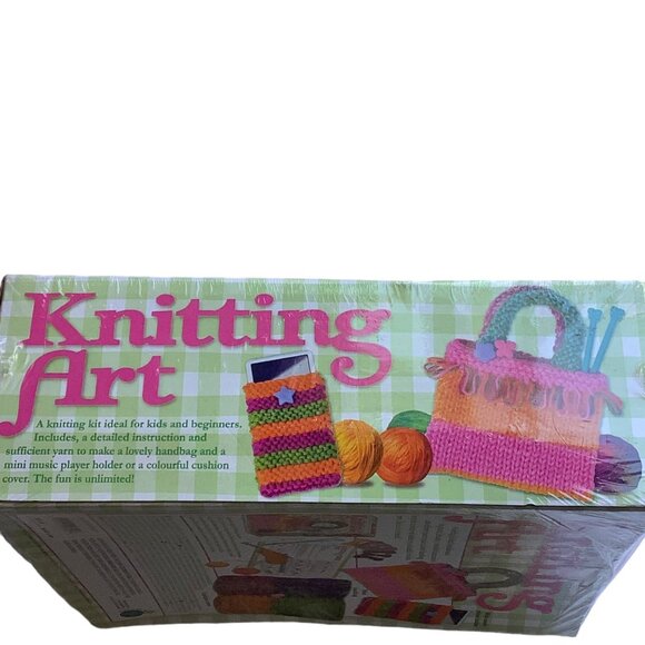 Knitting Art Kit  Kids Beginners Mini Handbag Cushion Cover Instruction Yarn NEW - Picture 9 of 9